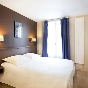 ** Hotel Nadaud France