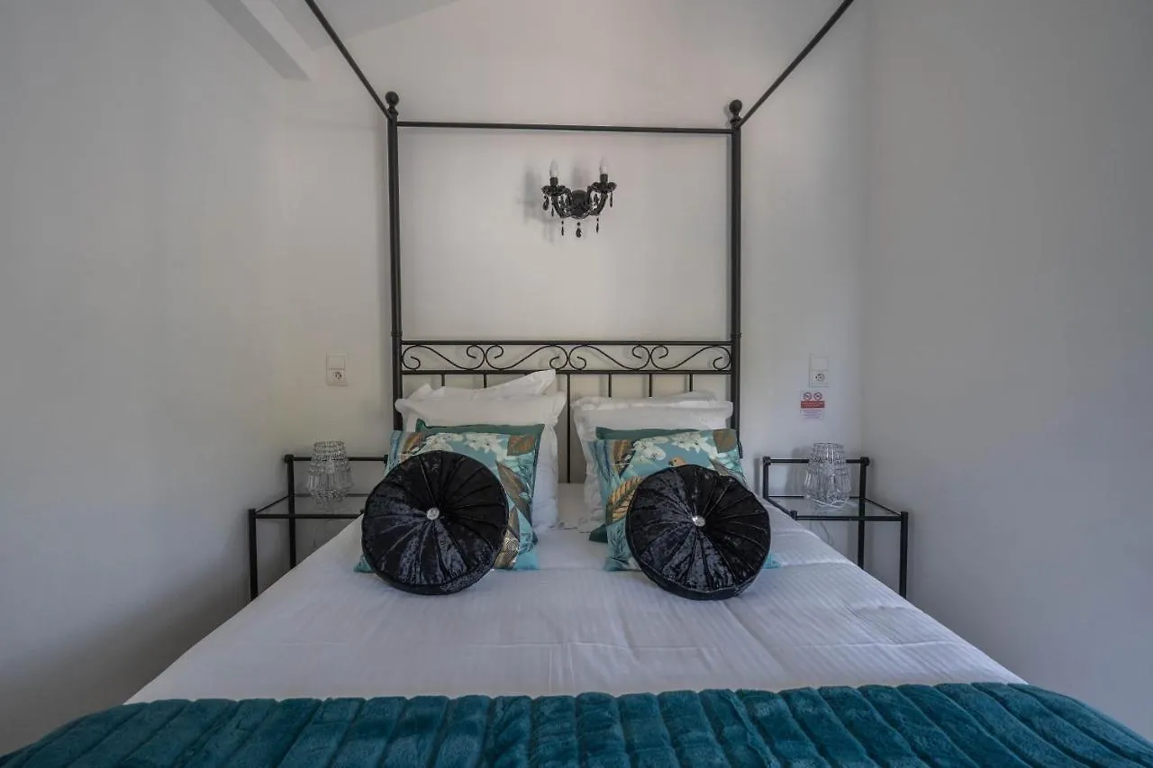 Hotel Le Mediterranee Hyeres 2*,  France